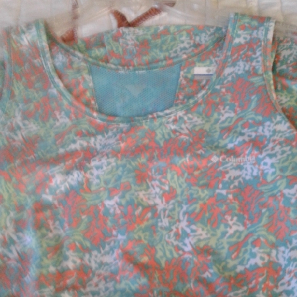 Columbia Teal and Coral Patterned Top - Picture 8 of 8
